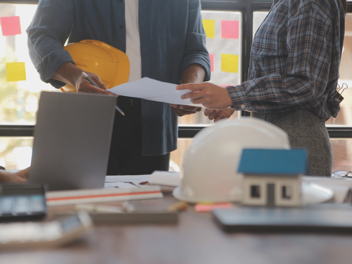 Activos fijos de una empresa constructora